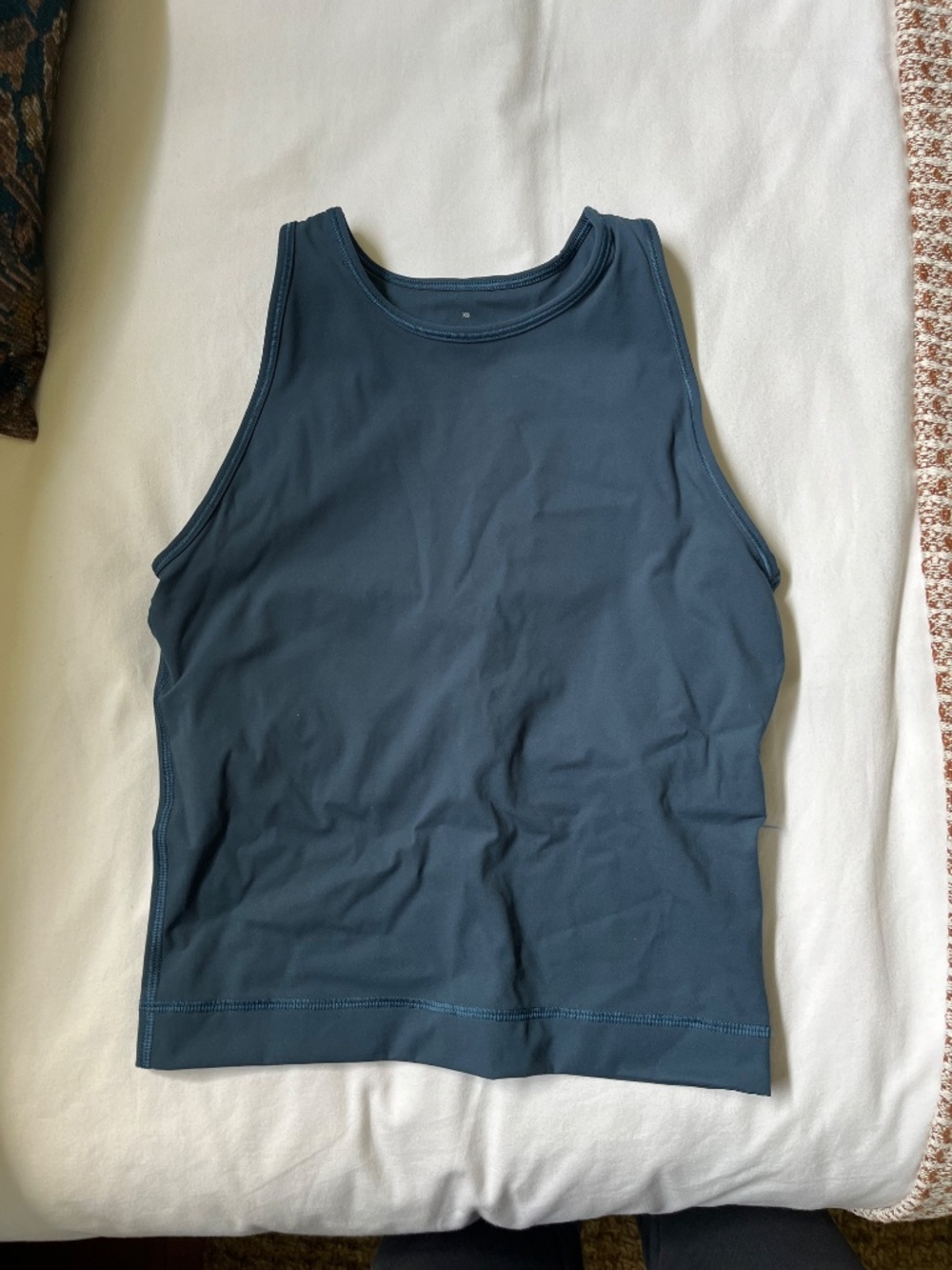 Everlane Perform workout tank